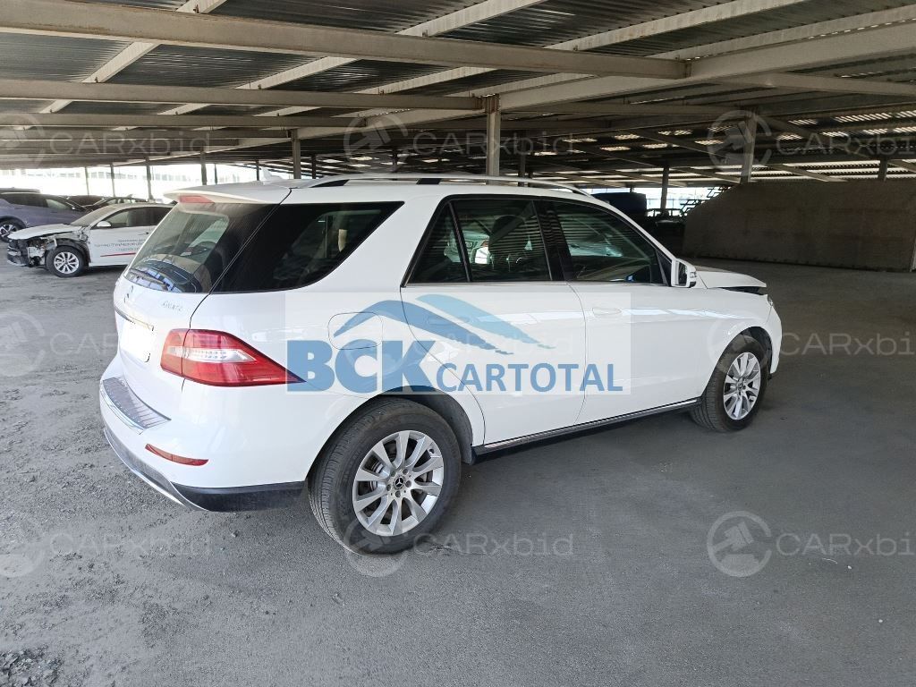 Mercedes-Benz ML 400 4MATIC 2014